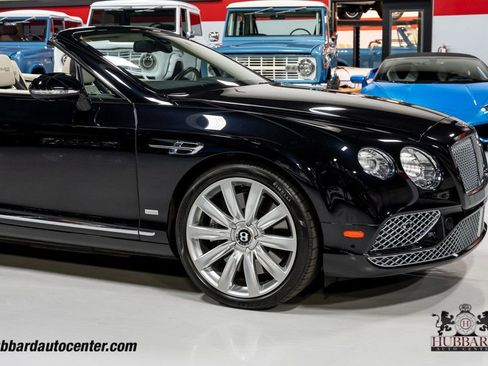 Used 2018 Bentley Continental GT image 35