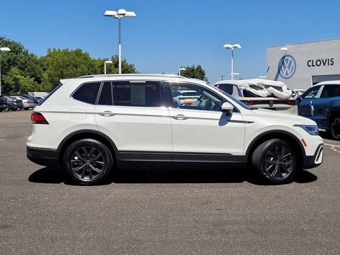 Used 2023 Volkswagen Tiguan SE AWD/4WD image 5