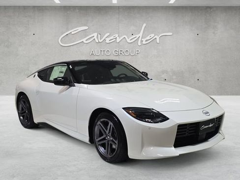 New 2026 Nissan Z Sport w/ Floor Mat Package image 2