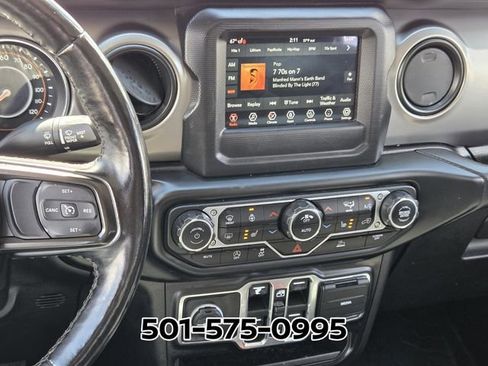 Used 2021 Jeep Gladiator Sport AWD/4WD image 22