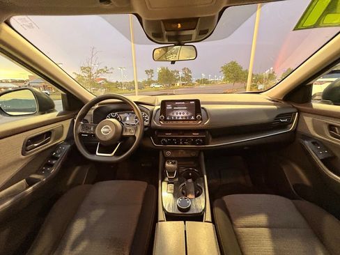 Used 2021 Nissan Rogue S AWD/4WD image 12