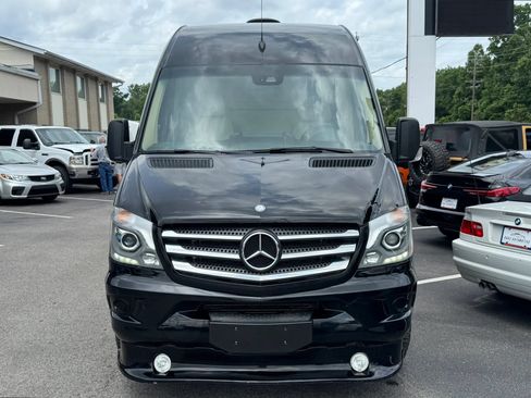 Used 2015 Mercedes-Benz Sprinter 2500 image 3