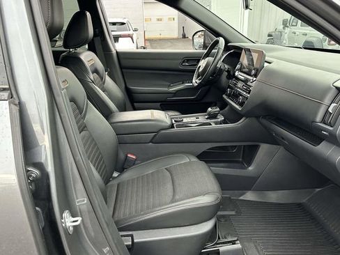 Used 2023 Nissan Pathfinder Rock Creek image 19
