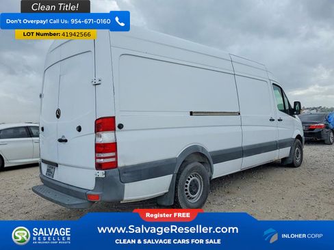 Used 2015 Mercedes-Benz Sprinter 2500 image 4