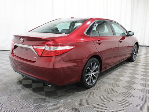Used 2017 Toyota Camry XSE w/ Advanced Technology Package FWD image 33