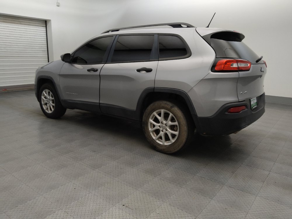 Used 2017 Jeep Cherokee Sport AWD/4WD image 3