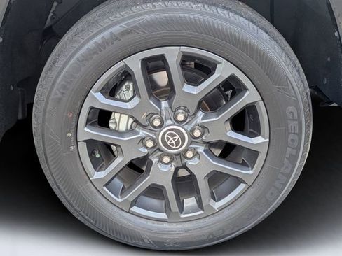 Used 2023 Toyota Tundra Platinum w/ Advanced Package image 11