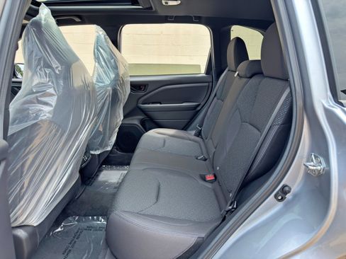 Used 2026 Subaru Forester Premium AWD/4WD image 39