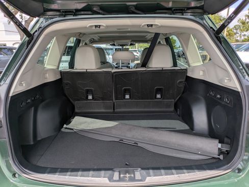Used 2023 Subaru Forester Limited AWD/4WD image 10