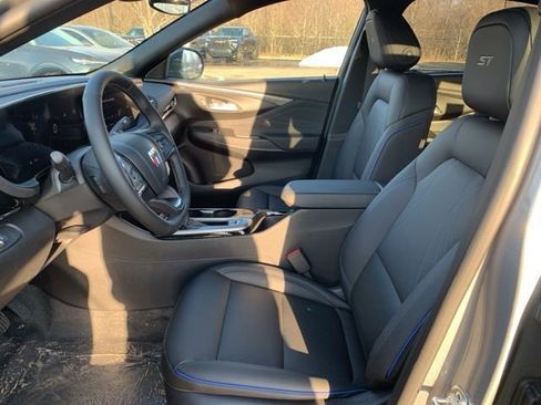 New 2026 Buick Envista Sport Touring w/ Convenience I Package FWD image 39