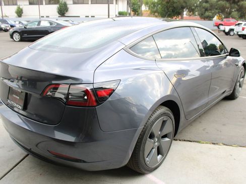 Used 2023 Tesla Model 3 Standard Range image 11
