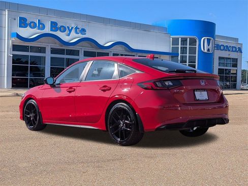 Certified 2025 Honda Civic Sport image 3