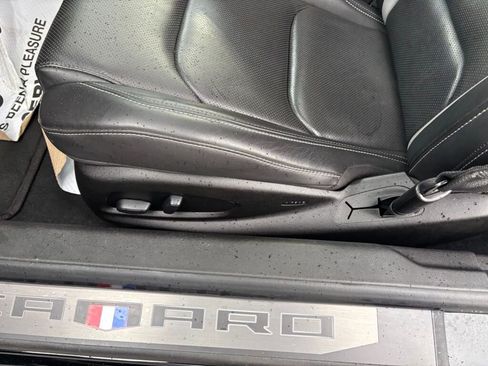 Used 2019 Chevrolet Camaro LT image 20