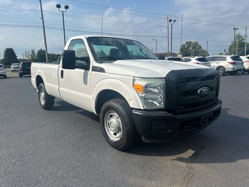Used 2016 Ford F250 XL RWD image 3