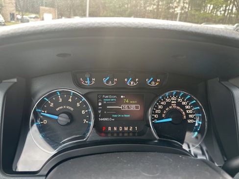 Used 2012 Ford F150 XLT w/ XLT Convenience Pkg image 19