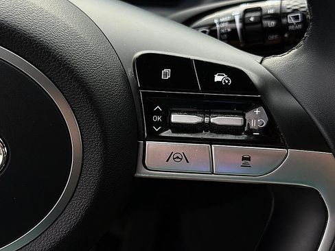 Certified 2024 Hyundai Tucson SEL w/ Convenience Package FWD image 19