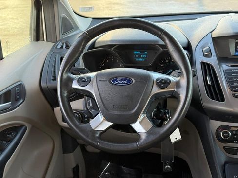 Used 2017 Ford Transit Connect XLT image 15