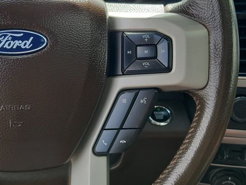Certified 2022 Ford F350 King Ranch w/ Tremor Off-Road Package AWD/4WD image 25
