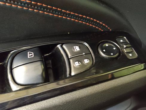 Used 2023 Nissan Altima 2.5 SR FWD image 27