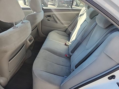 Used 2009 Toyota Camry image 11