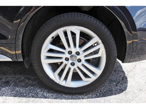 Used 2019 Audi Q5 2.0T Premium Plus w/ Premium Plus Package AWD/4WD image 31