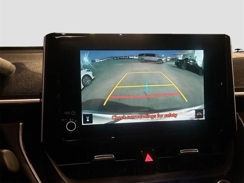 Used 2025 Toyota Corolla Cross XLE image 14