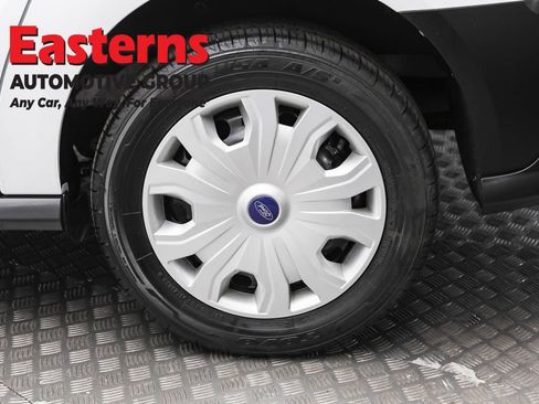 Used 2021 Ford Transit Connect XL image 8