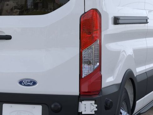 New 2026 Ford Transit 250 148 Medium Roof Extended AWD image 21