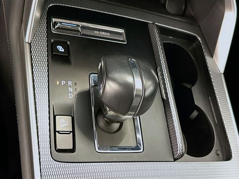 Used 2024 MAZDA CX-90 Plug-In Hybrid w/ Preferred image 25