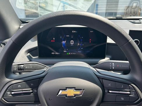 New 2024 Chevrolet Silverado EV W/T image 14