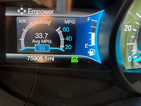 Used 2020 Ford Fusion Titanium FWD image 18