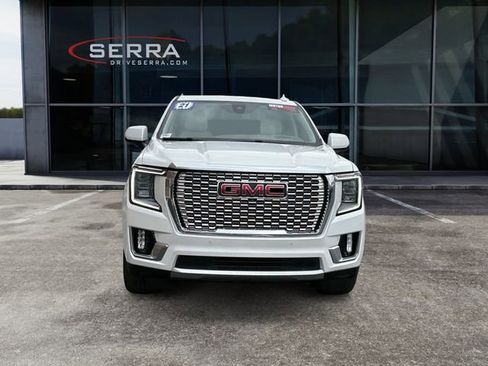 Used 2021 GMC Yukon Denali w/ Denali Premium Package AWD/4WD image 8