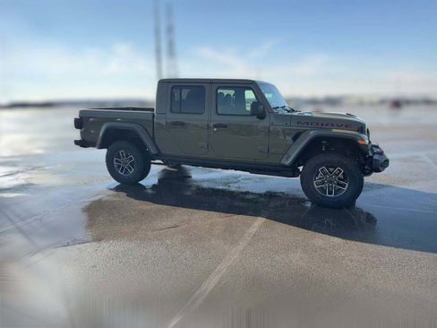 New 2026 Jeep Gladiator Mojave image 15
