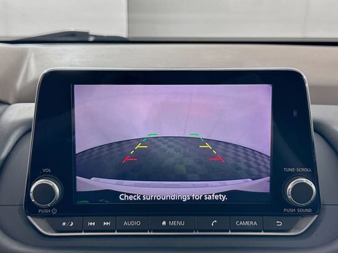 Used 2023 Nissan Rogue SV w/ SV Premium Package image 22