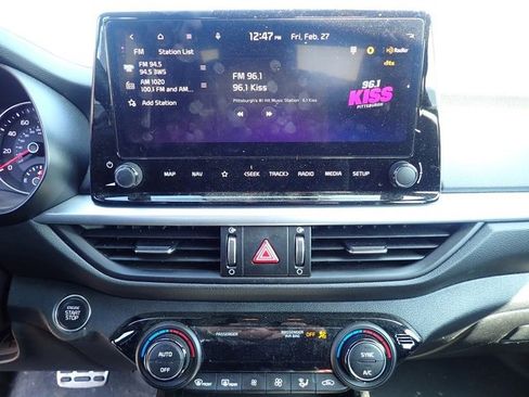 Used 2024 Kia Forte GT-Line image 14