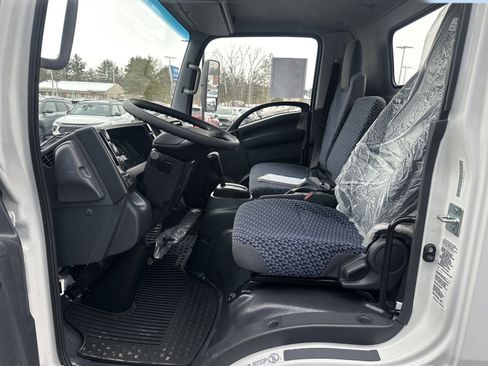 New 2025 Chevrolet Low Cab Forward image 5