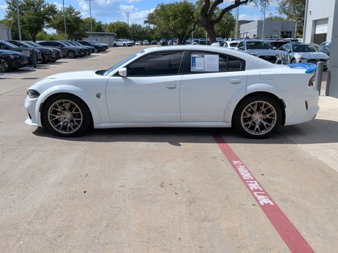 Used 2020 Dodge Charger SRT Hellcat w/ Harman/Kardon Audio Group RWD image 7