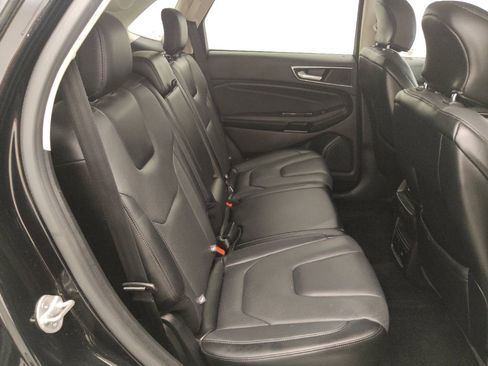 Used 2017 Ford Edge Titanium w/ Equipment Group 301A FWD image 19