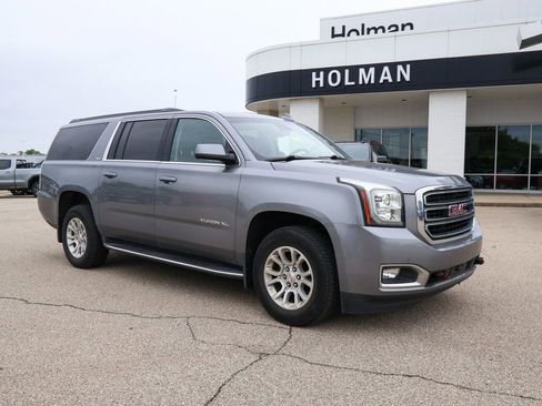 Used 2020 GMC Yukon XL SLT w/ HD Trailering Package AWD/4WD image 1
