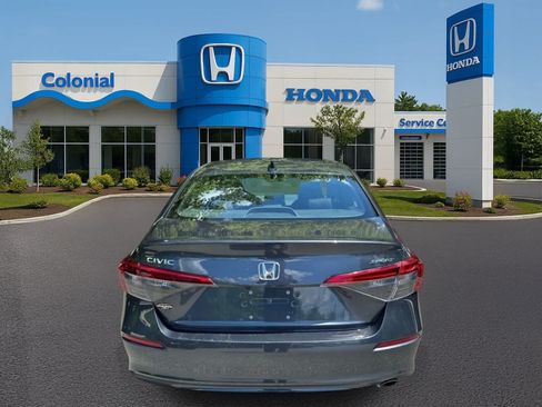 Used 2023 Honda Civic Sport image 5
