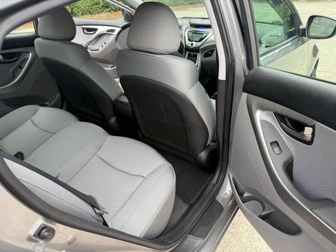 Used 2012 Hyundai Elantra GLS w/ Preferred Pkg 3 FWD image 34