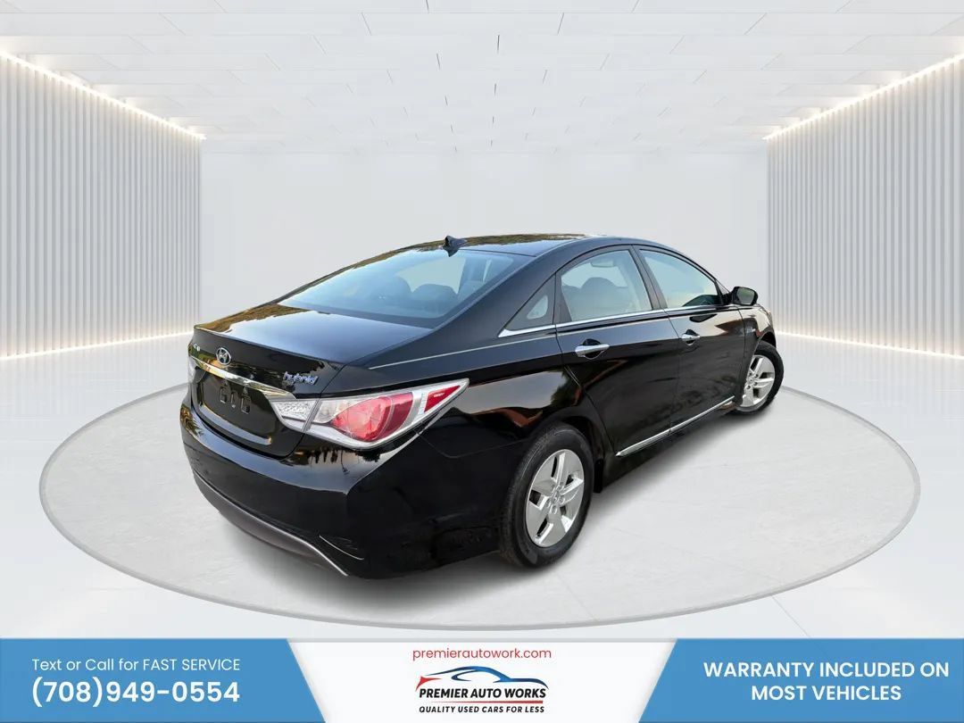 Used 2012 Hyundai Sonata Hybrid w/ Leather Pkg FWD image 4