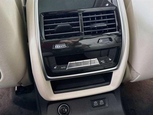 New 2027 BMW X7 xDrive40i AWD/4WD image 26