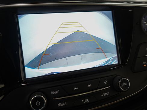 Used 2017 Buick Envision Premium image 28