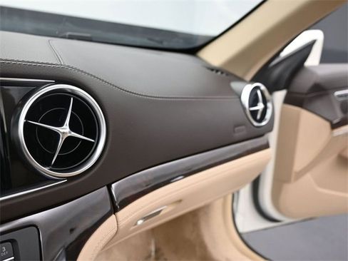 Used 2019 Mercedes-Benz SL 450 w/ Premium Package image 12