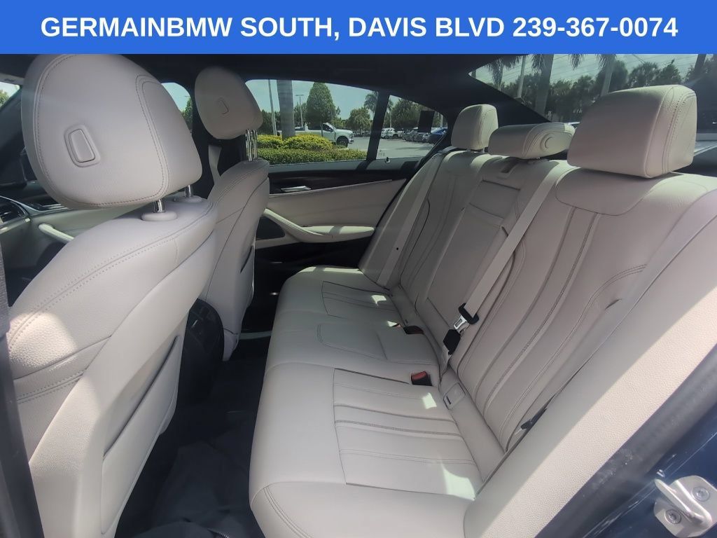 Used 2023 BMW 530i w/ Premium Package RWD image 23
