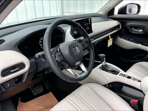 New 2026 Honda HR-V EX-L image 8