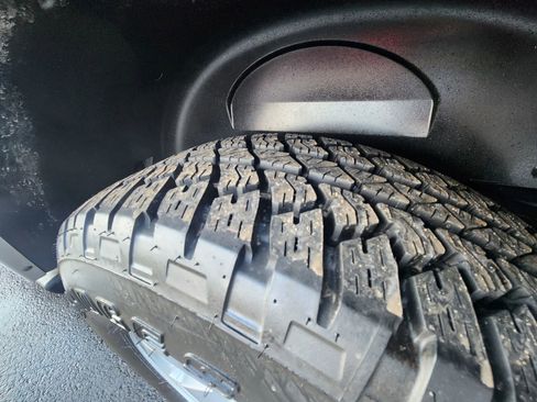 Used 2010 Jeep Wrangler Sahara w/ Dual Top Group image 33