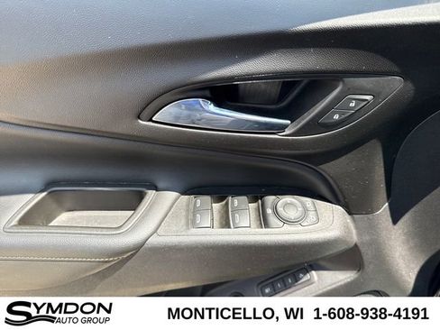Used 2021 Chevrolet Equinox Premier image 15