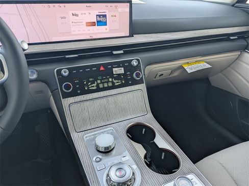 New 2026 Genesis GV80 2.5T Prestige image 19